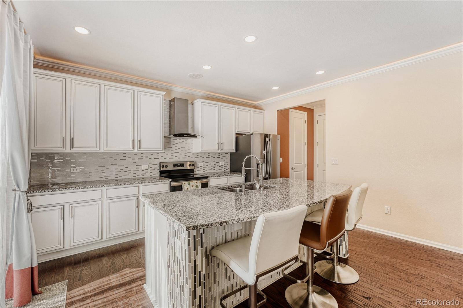 MLS Image #13 for 25060 e maple place,aurora, Colorado