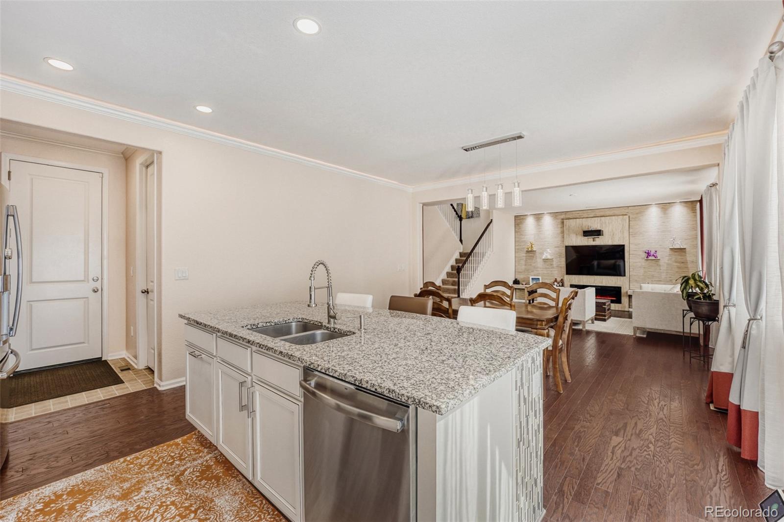 MLS Image #14 for 25060 e maple place,aurora, Colorado