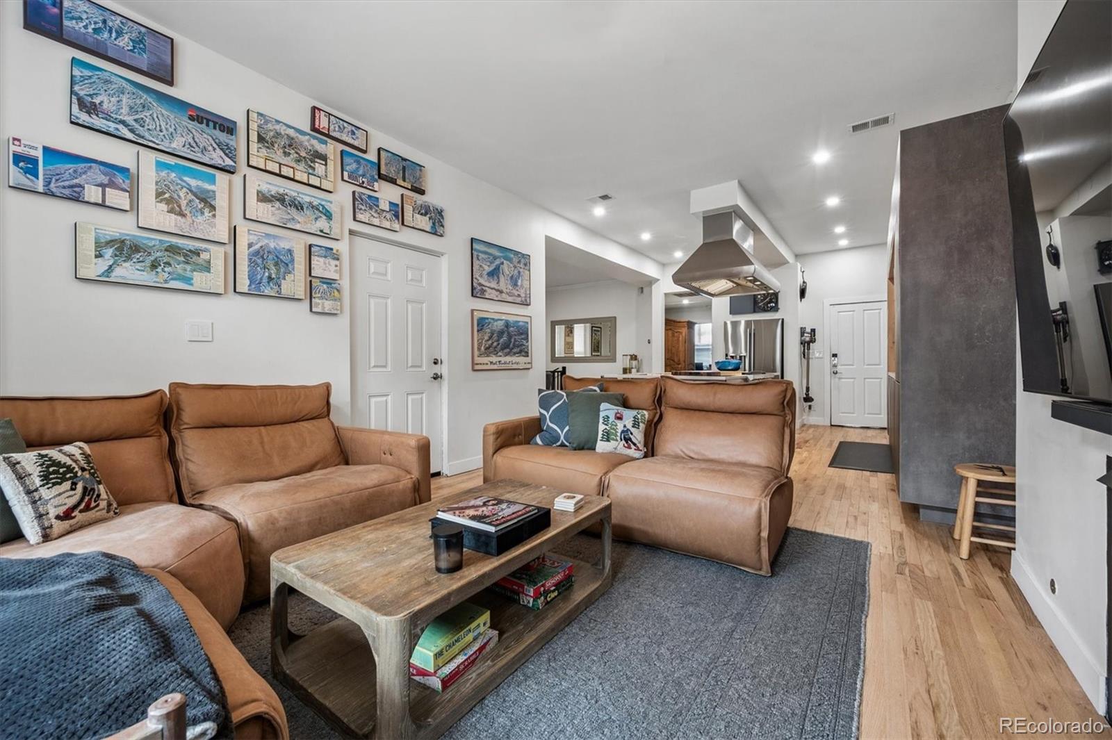 MLS Image #10 for 1025 e 17th avenue,denver, Colorado