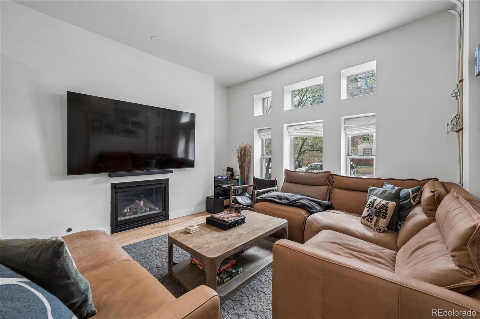 MLS Image #8 for 1025 e 17th avenue,denver, Colorado