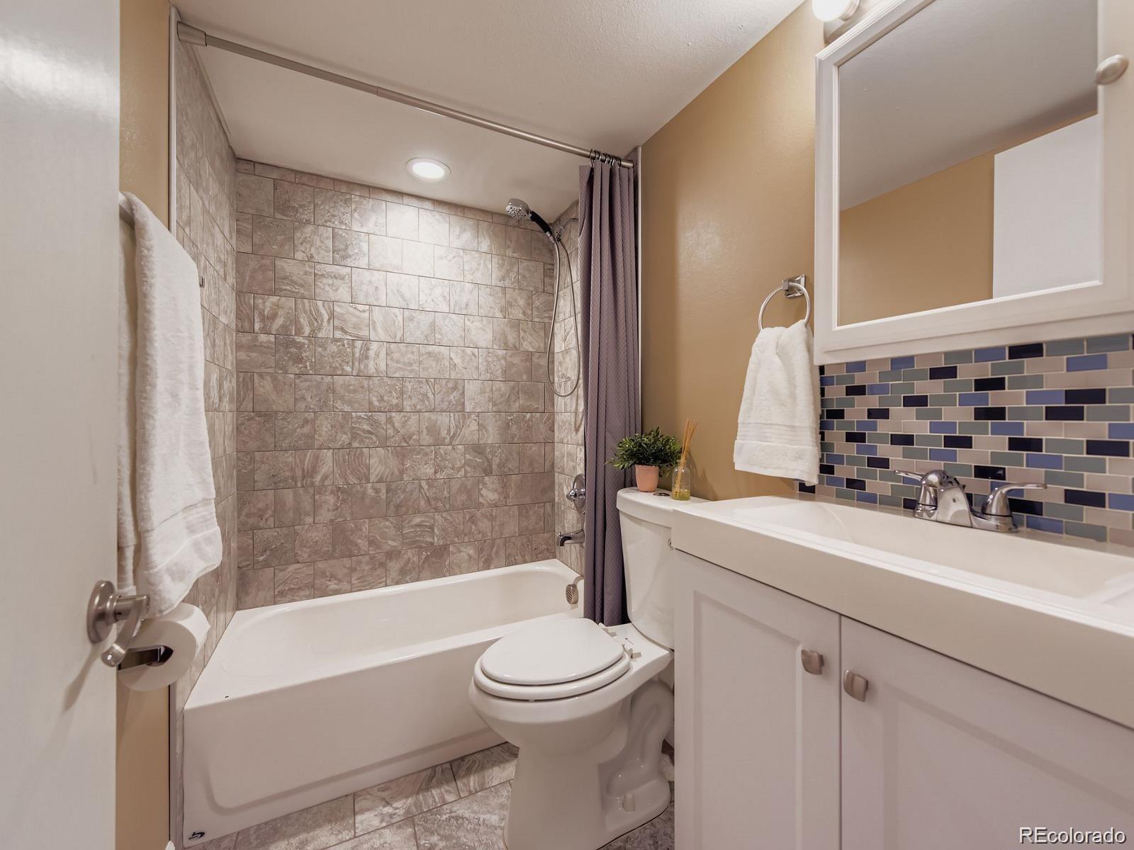 MLS Image #23 for 4234 w pondview drive,littleton, Colorado