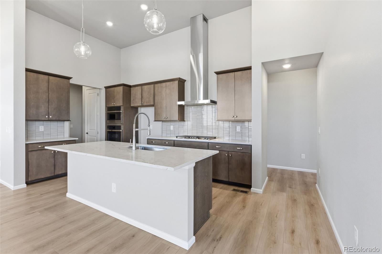 MLS Image #4 for 1933 s eaton park way,aurora, Colorado