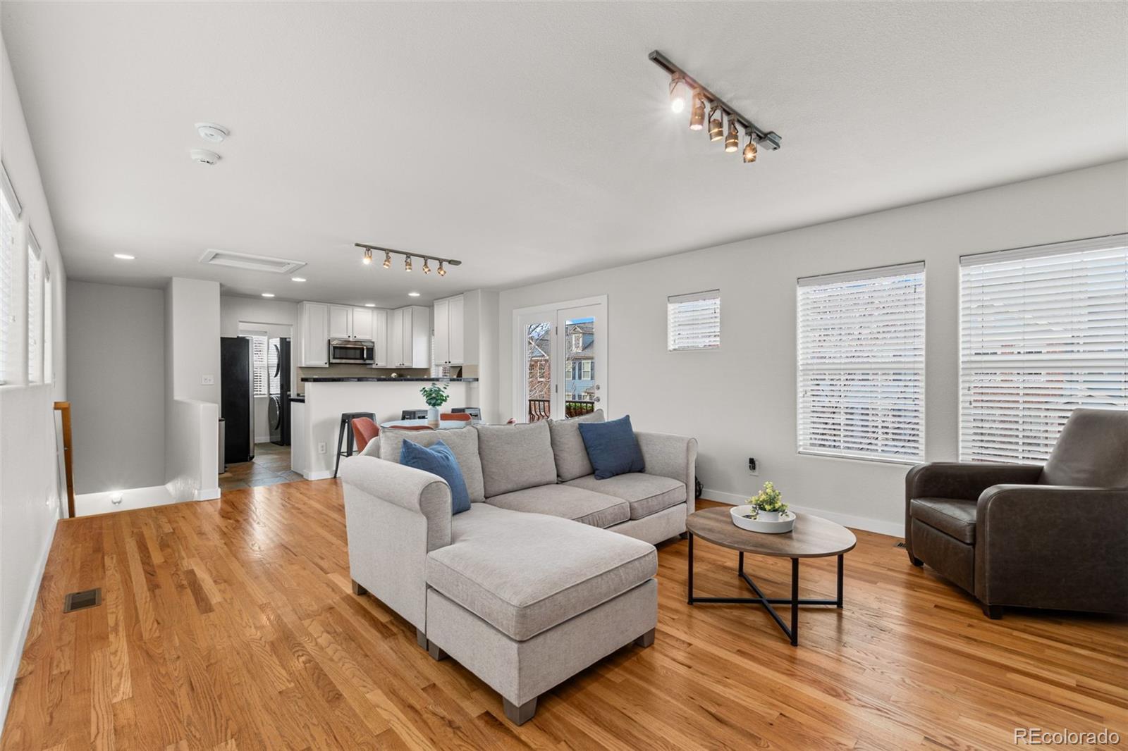 MLS Image #3 for 2270  valentia street ,denver, Colorado