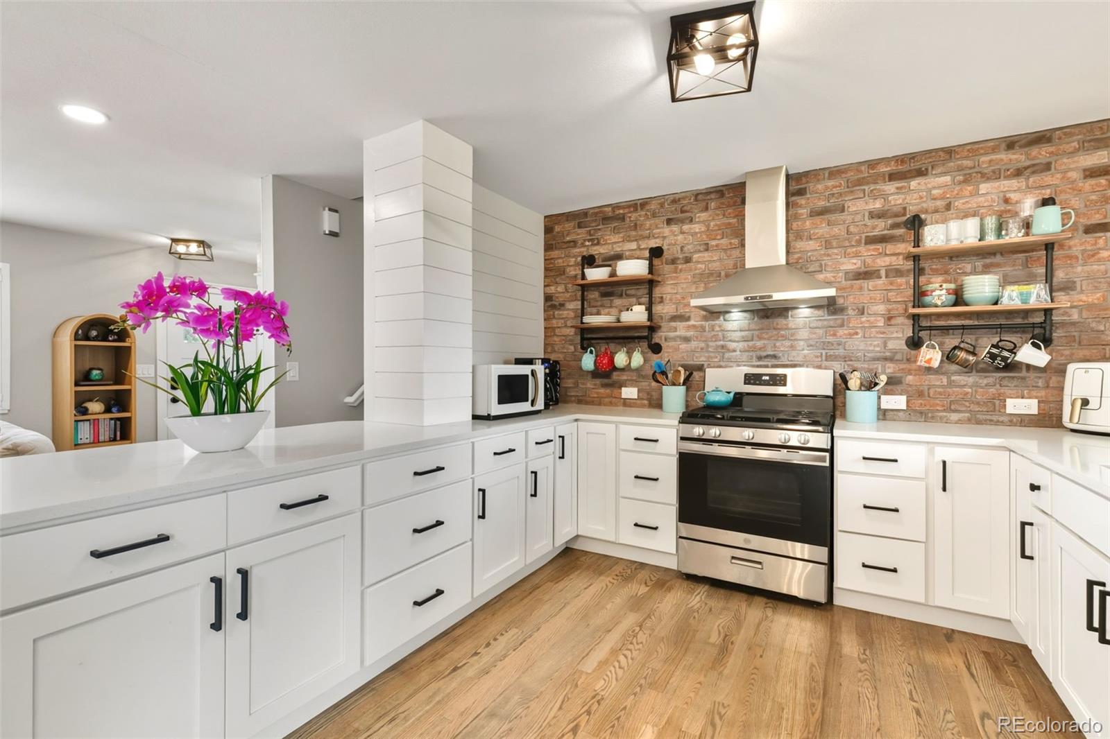 MLS Image #17 for 1414  martin drive,colorado springs, Colorado
