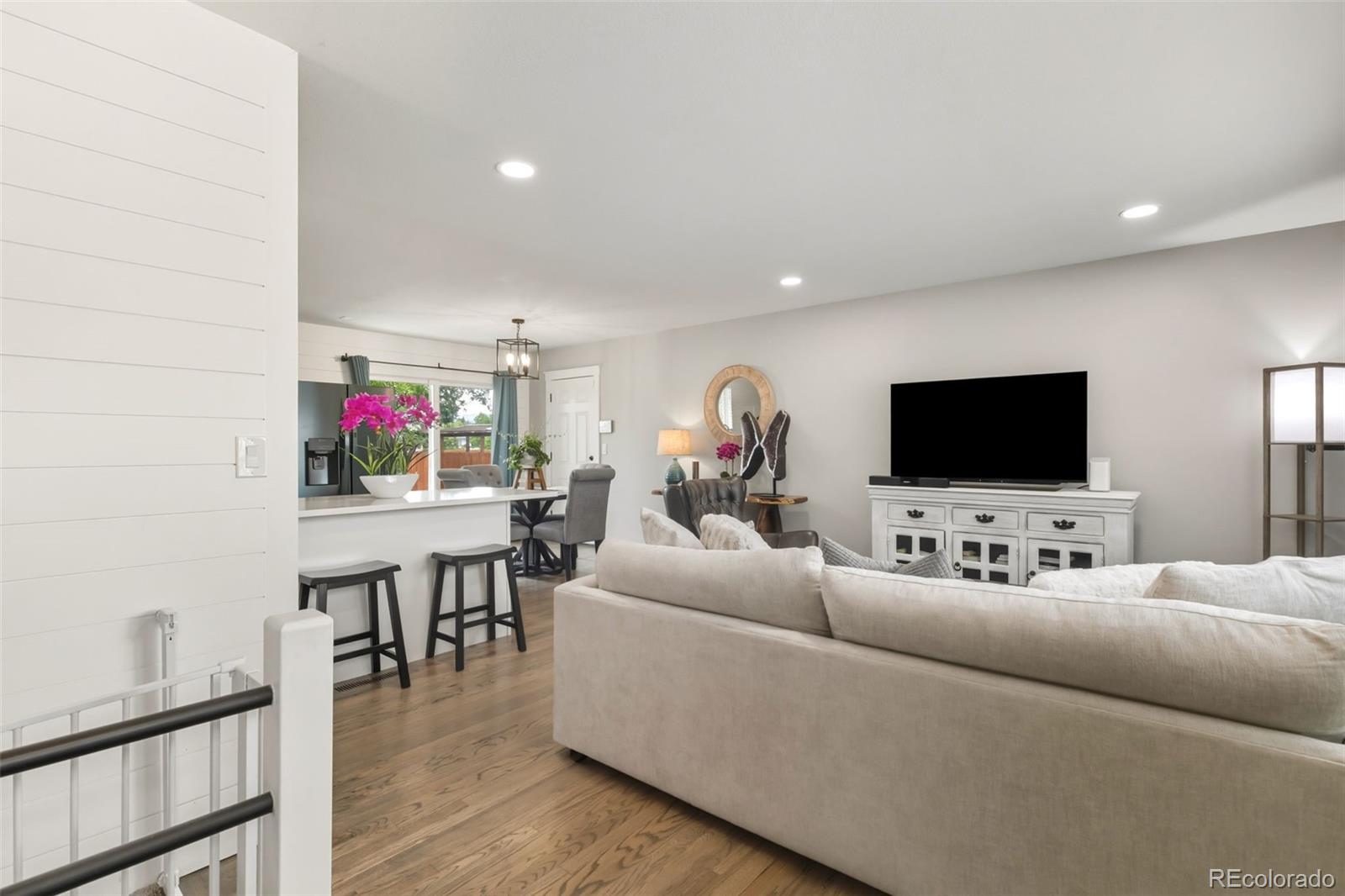 MLS Image #6 for 1414  martin drive,colorado springs, Colorado