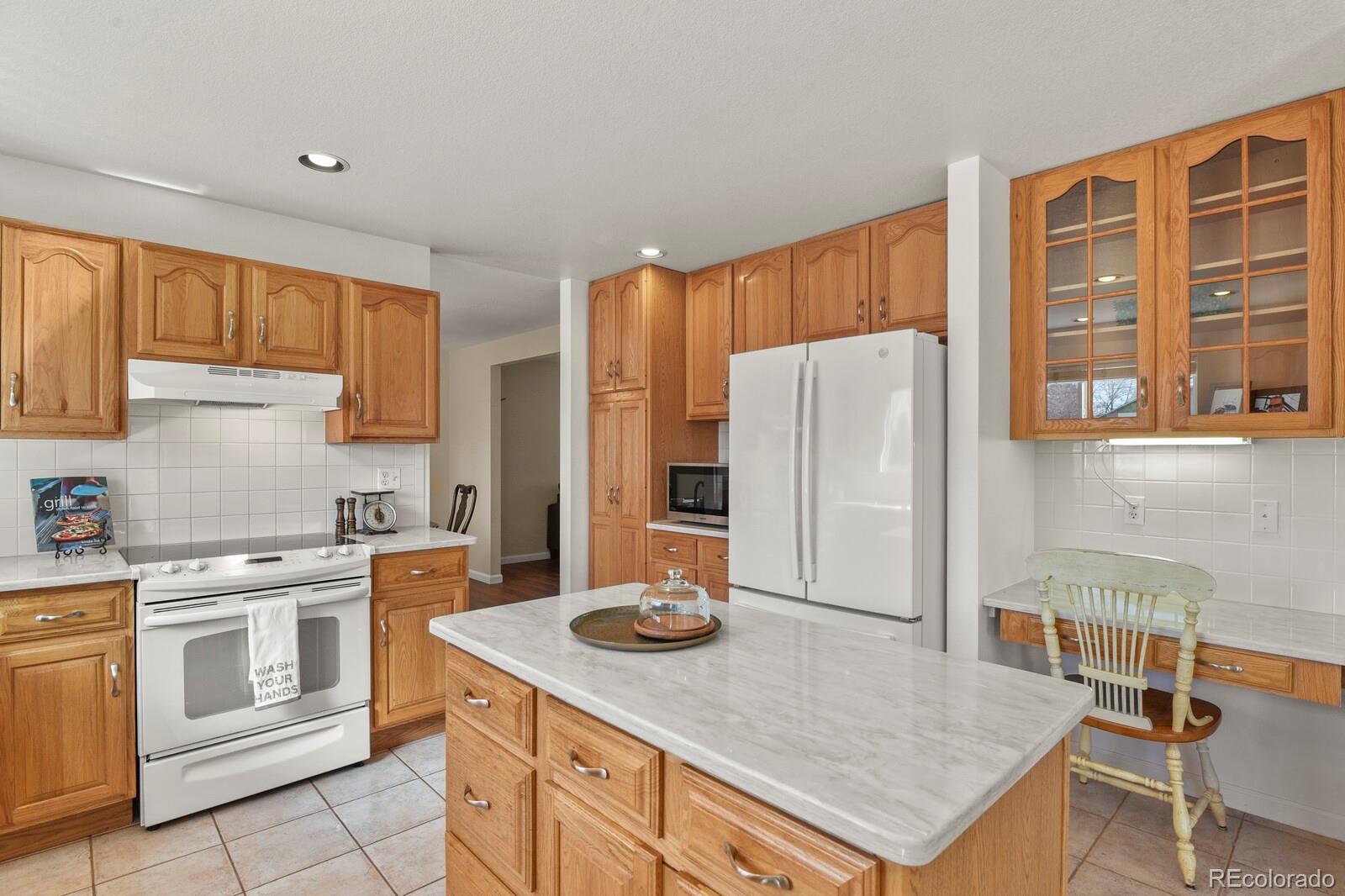 MLS Image #9 for 145 s yarrow street,lakewood, Colorado