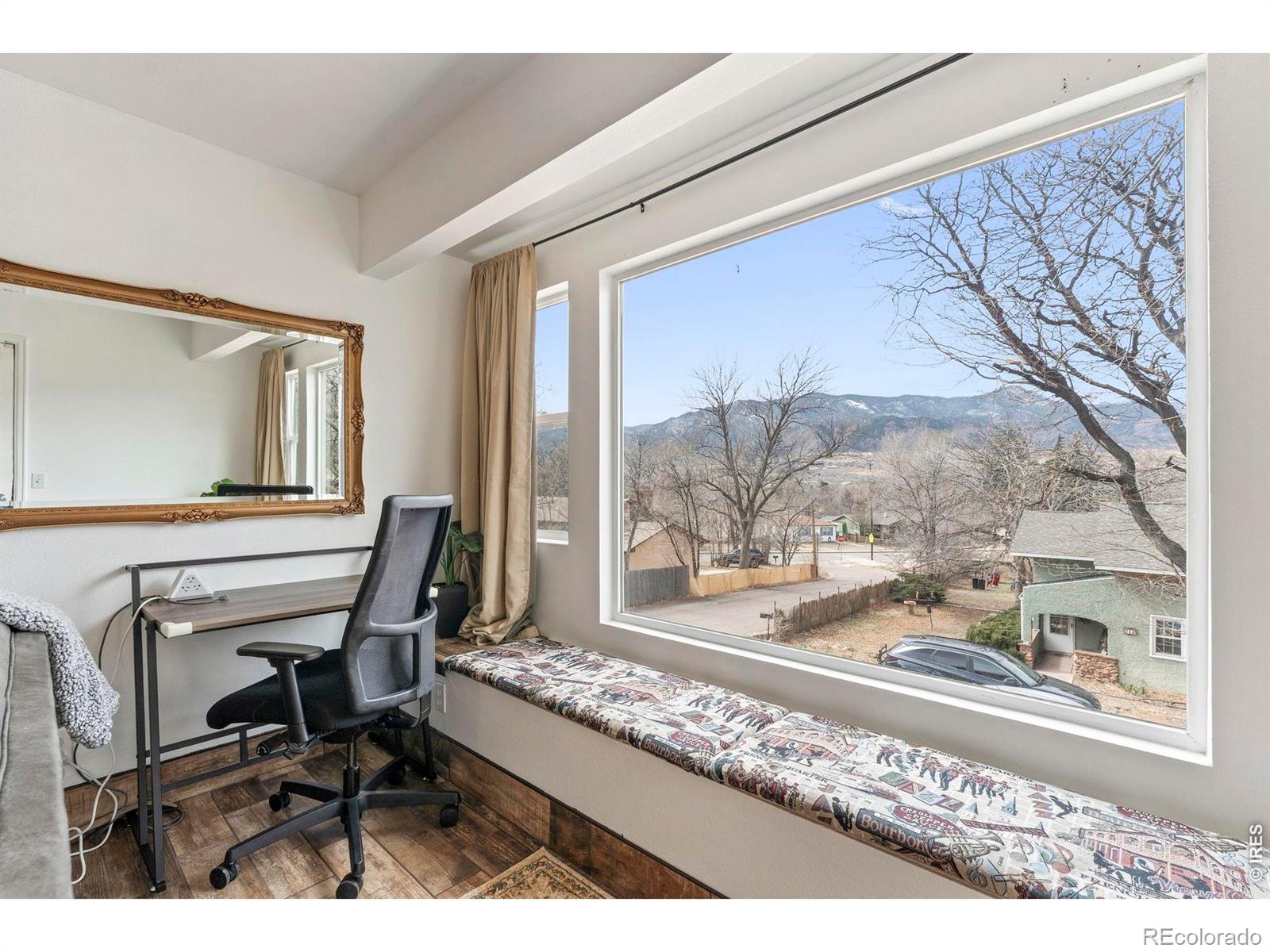 MLS Image #21 for 321  graceland grove,colorado springs, Colorado