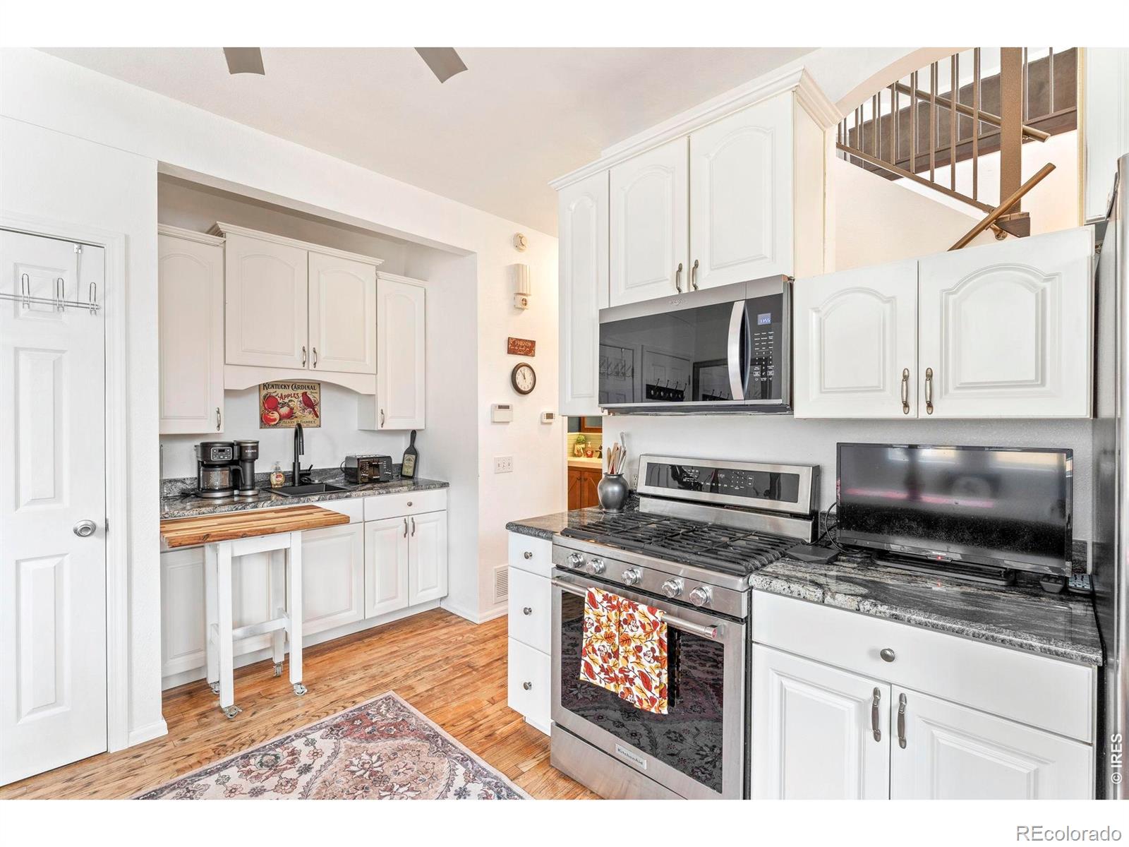 MLS Image #4 for 321  graceland grove,colorado springs, Colorado