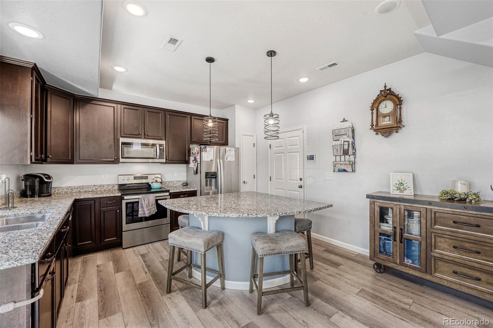 MLS Image #8 for 26168 e maple drive,aurora, Colorado