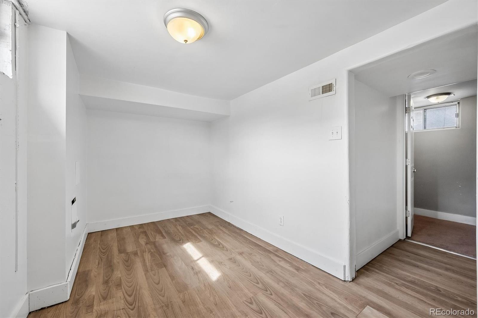 MLS Image #16 for 5134  saint paul street,denver, Colorado