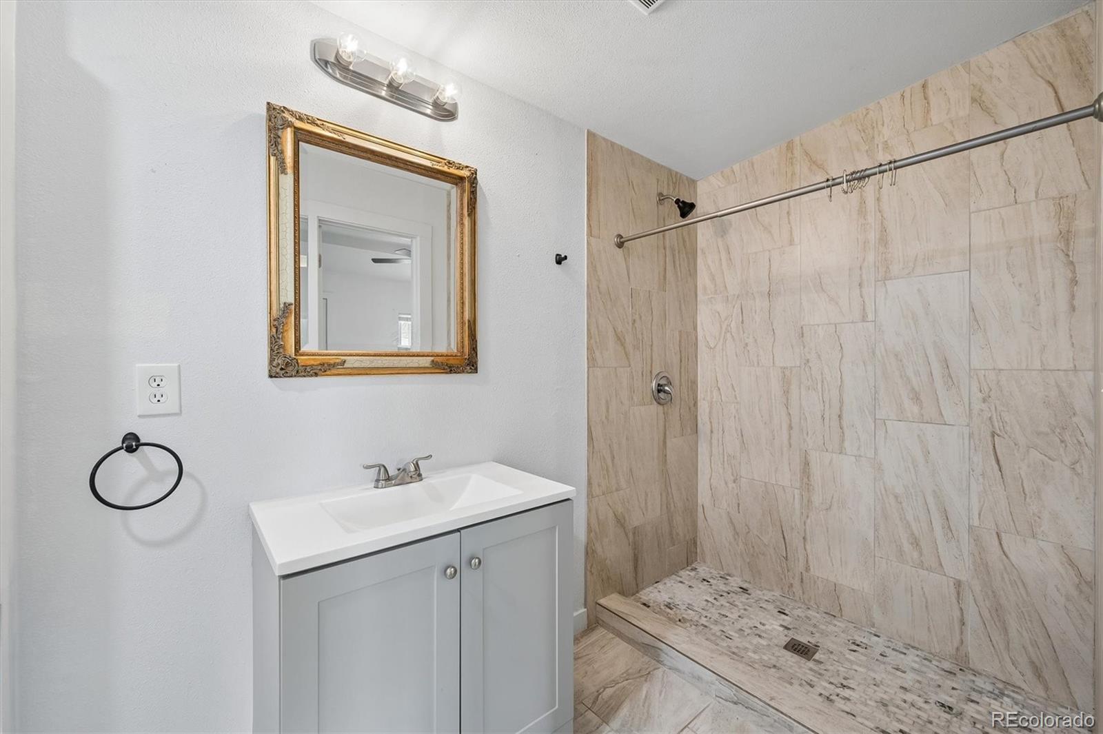 MLS Image #21 for 5134  saint paul street,denver, Colorado