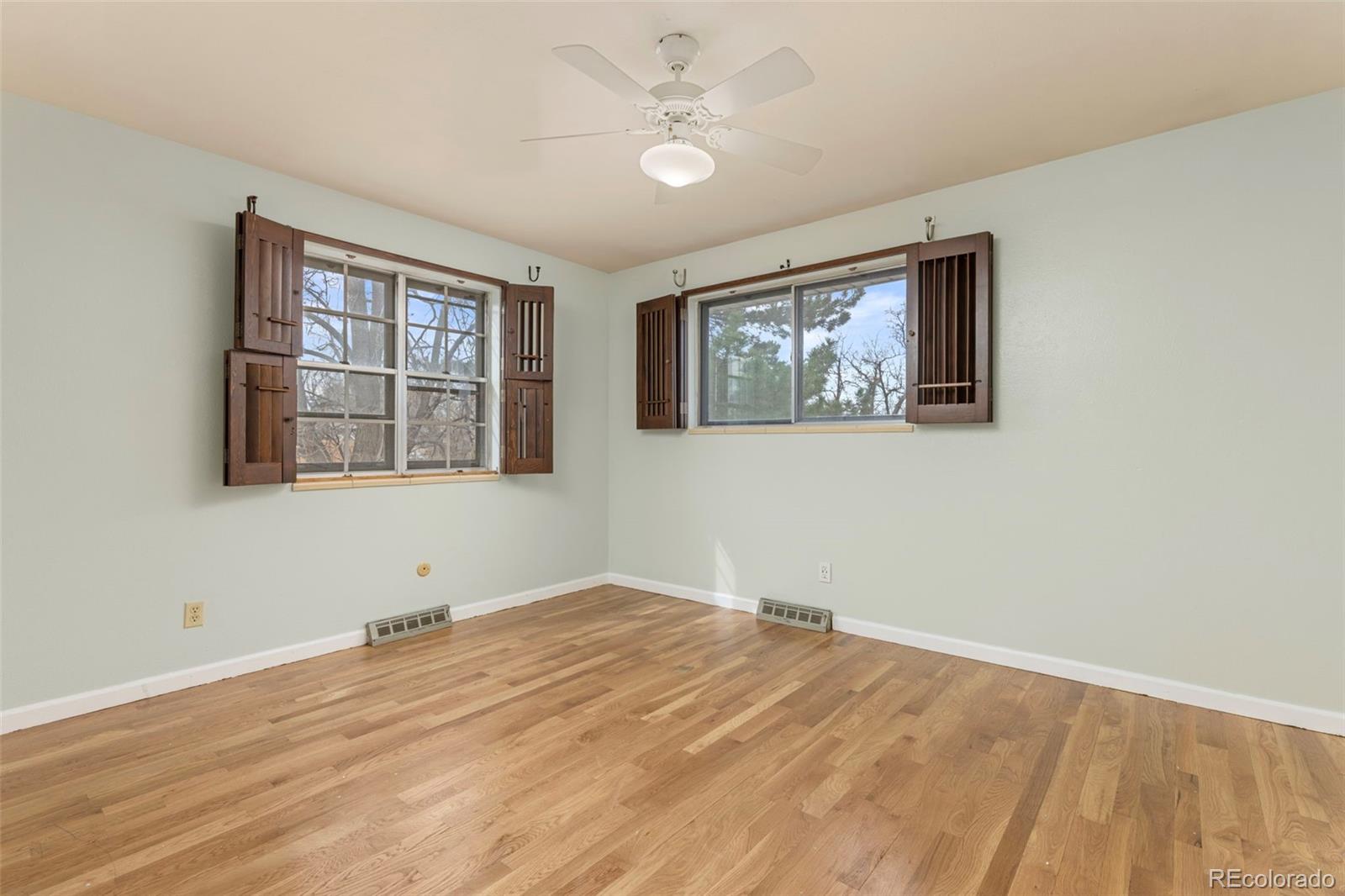 MLS Image #27 for 11335 e arkansas avenue,aurora, Colorado