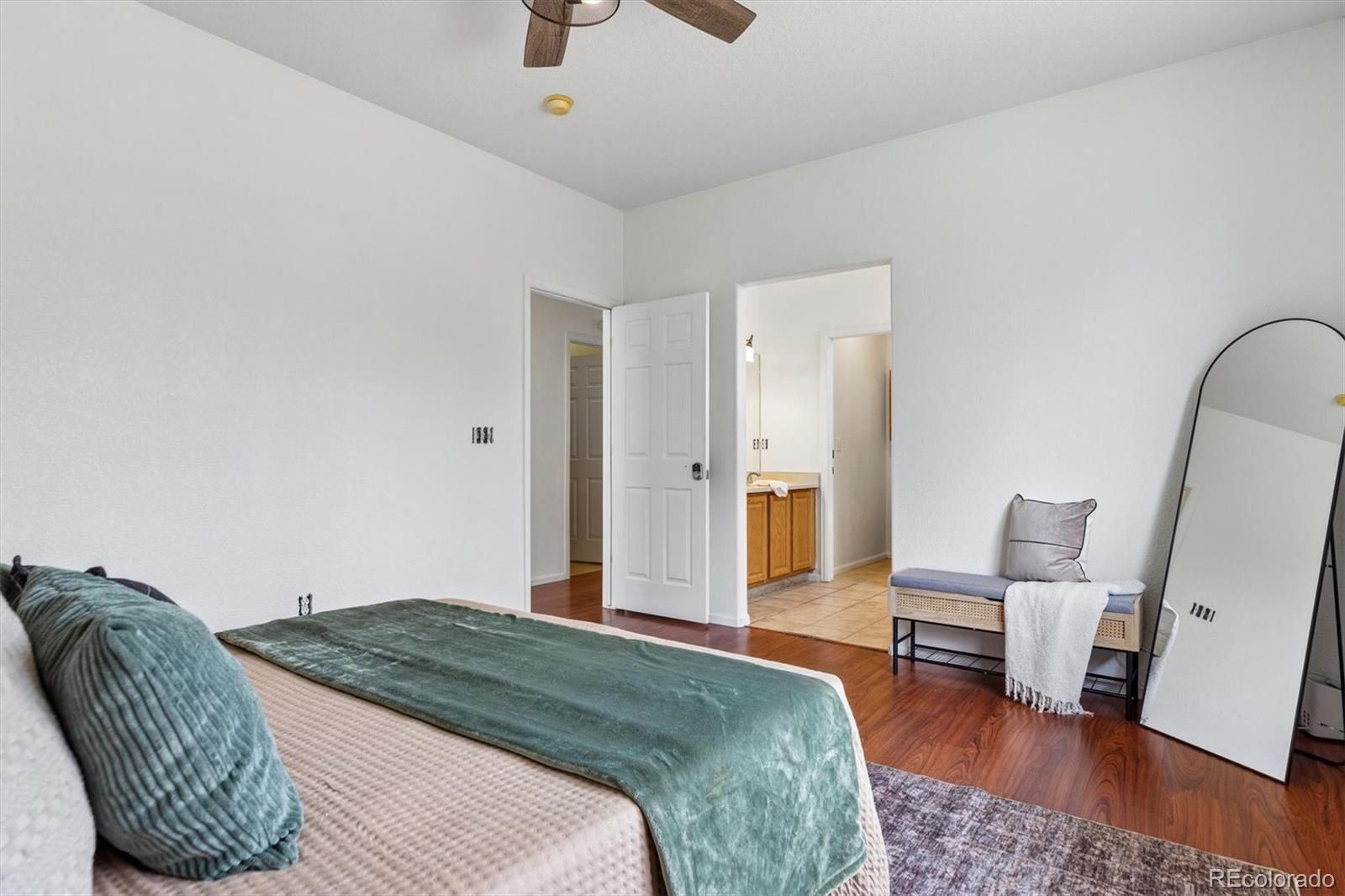 MLS Image #12 for 19306 e 58th circle,aurora, Colorado