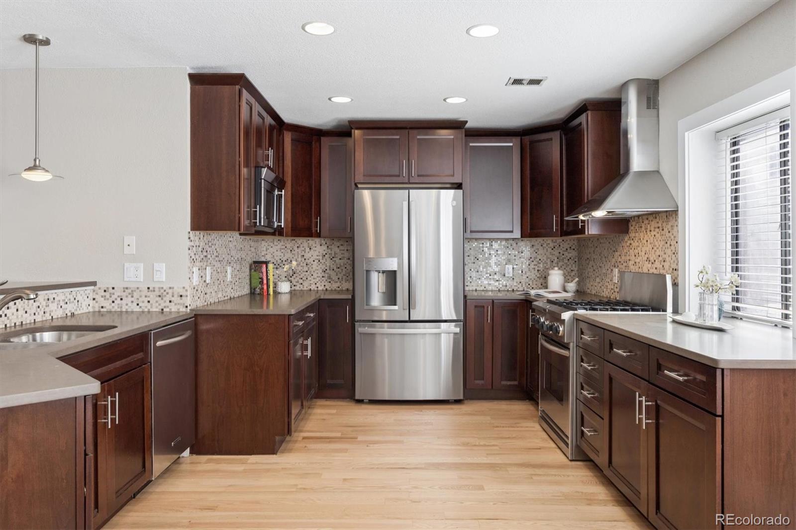MLS Image #10 for 2450 e 5th avenue n,denver, Colorado