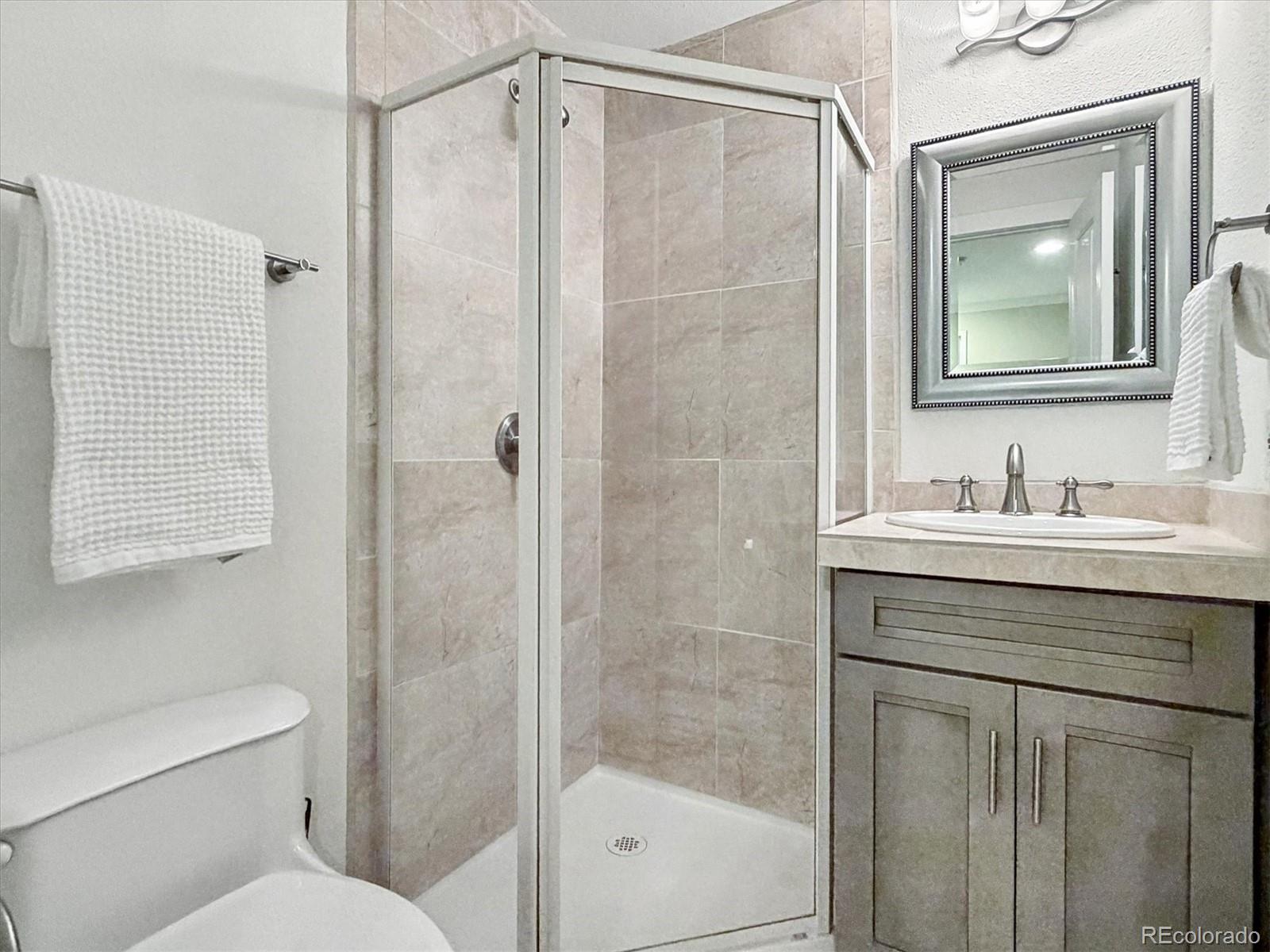 MLS Image #22 for 2450 e 5th avenue n,denver, Colorado