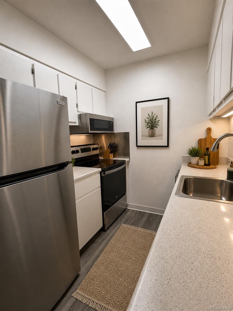 MLS Image #3 for 4110  hale parkway 2h,denver, Colorado