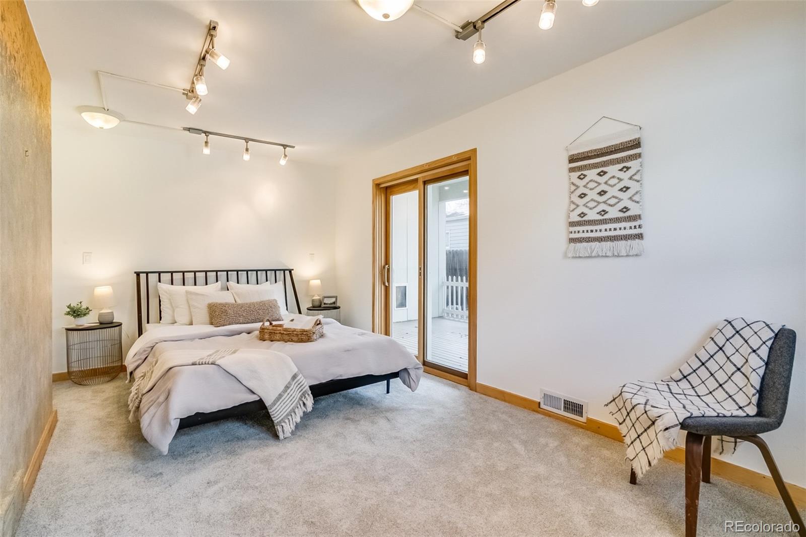 MLS Image #20 for 1385 s hudson street,denver, Colorado