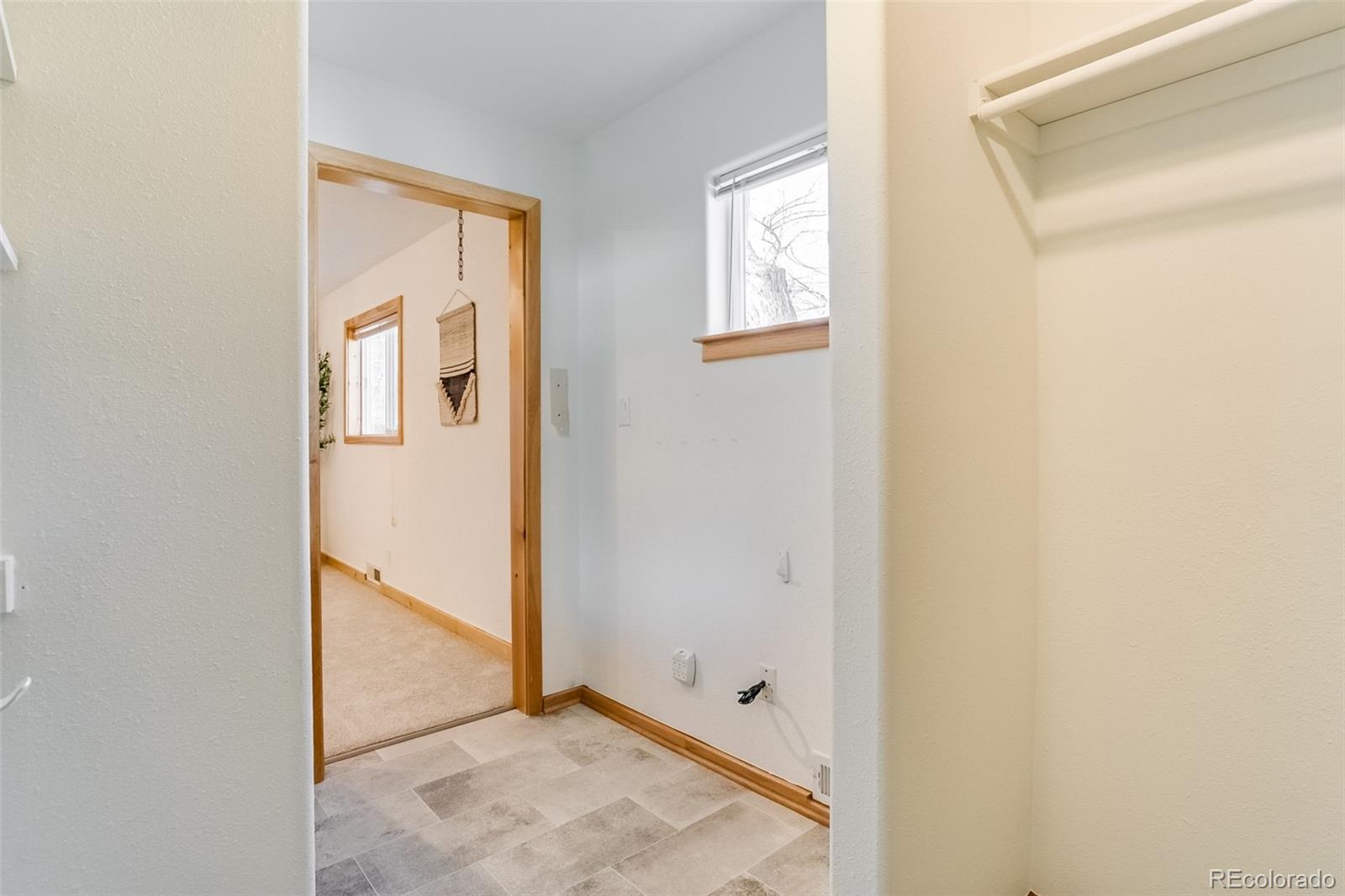 MLS Image #22 for 1385 s hudson street,denver, Colorado