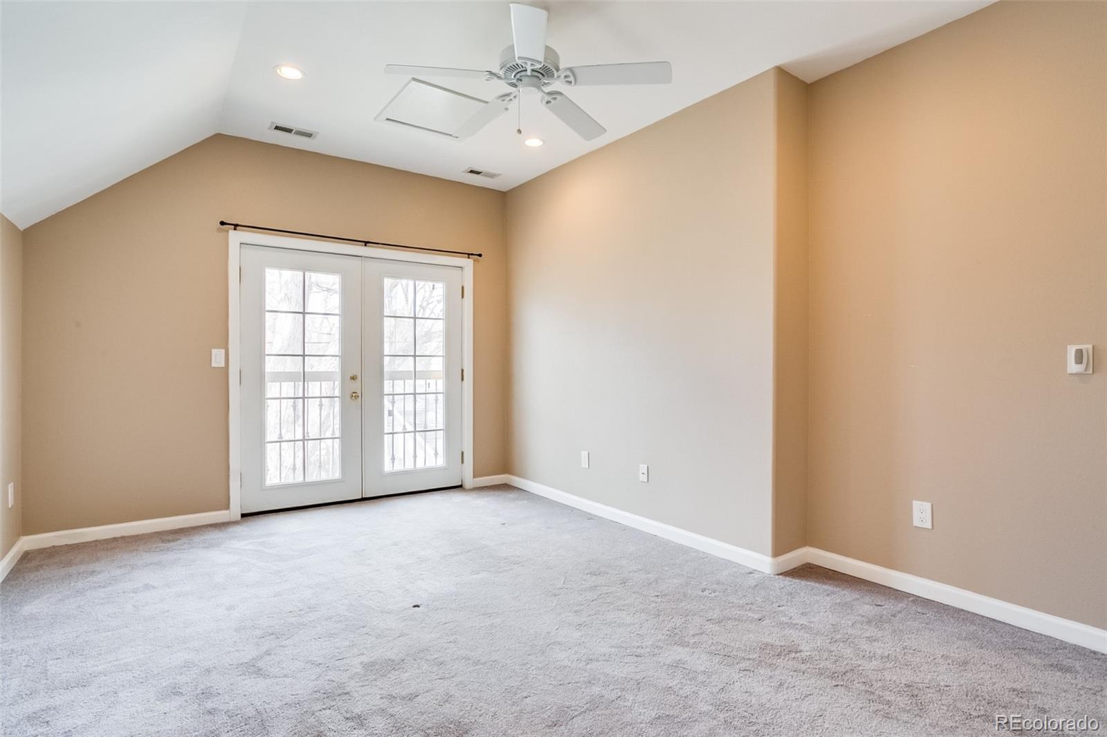 MLS Image #30 for 1385 s hudson street,denver, Colorado
