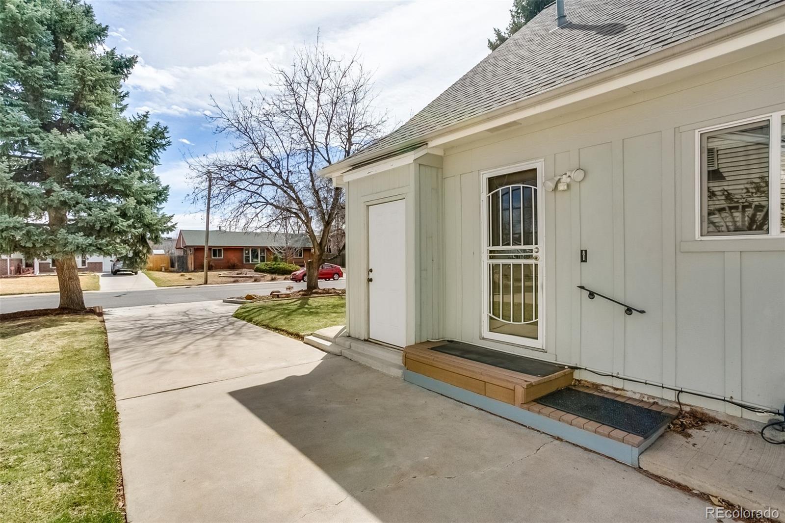 MLS Image #39 for 1385 s hudson street,denver, Colorado