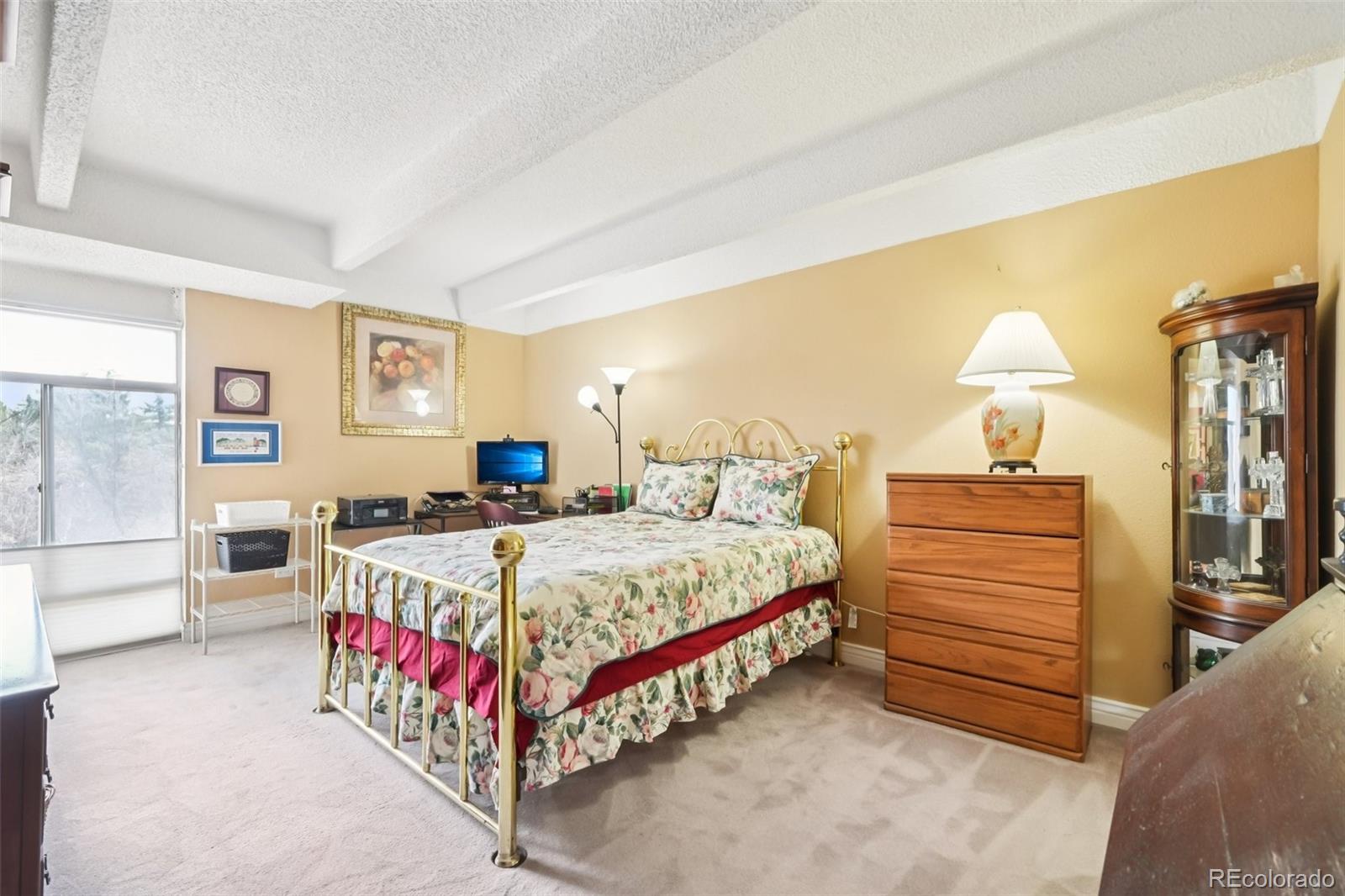 MLS Image #21 for 675 s university boulevard,denver, Colorado