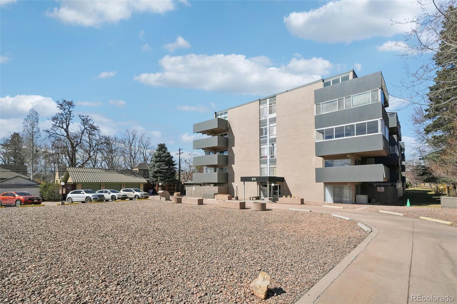 MLS Image #34 for 675 s university boulevard,denver, Colorado