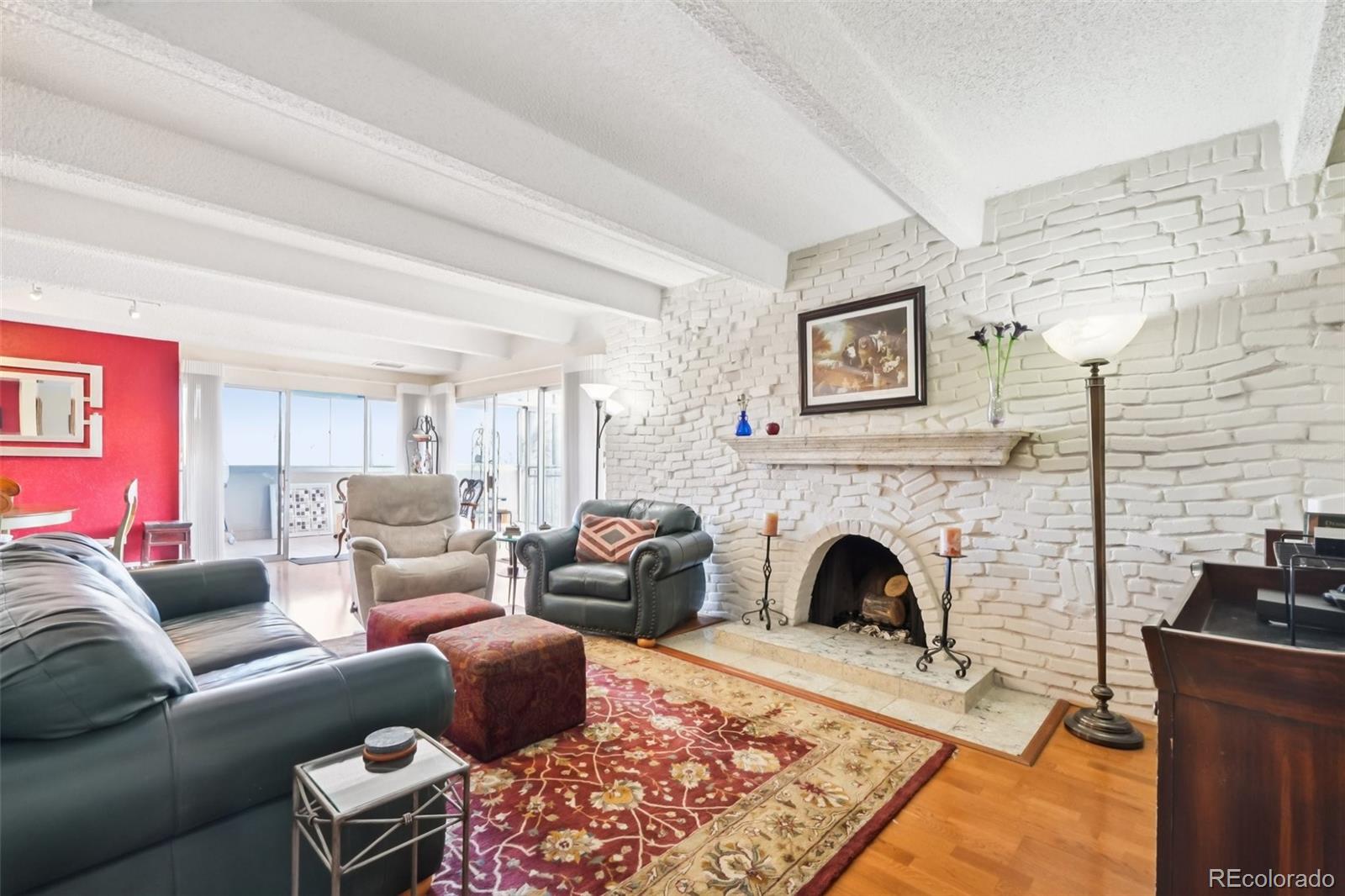 MLS Image #4 for 675 s university boulevard,denver, Colorado