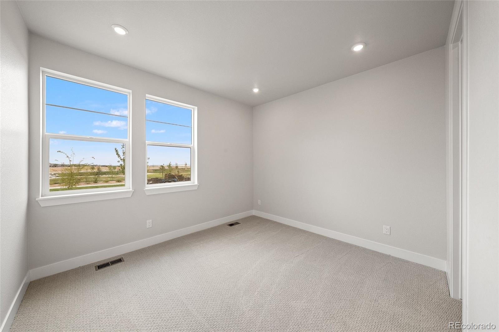 MLS Image #14 for 16824  standing elk drive,parker, Colorado