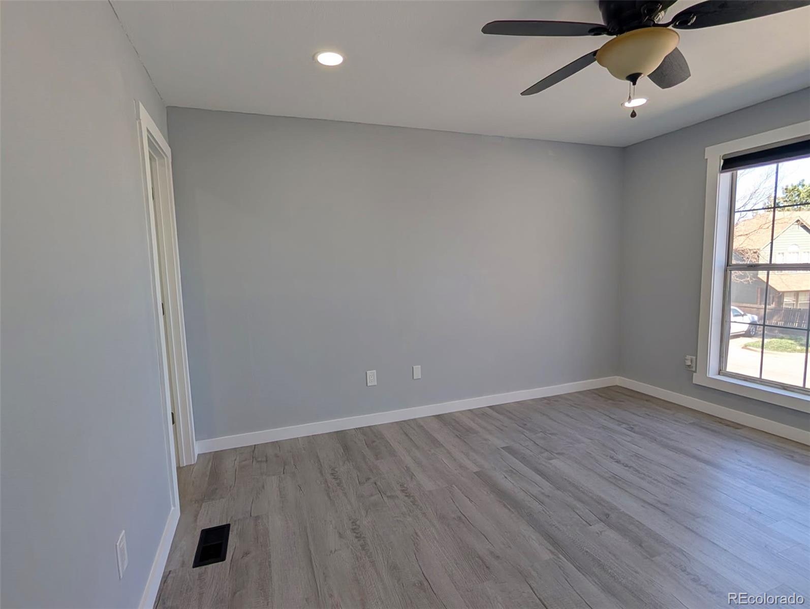 MLS Image #5 for 4460 s pitkin street,aurora, Colorado