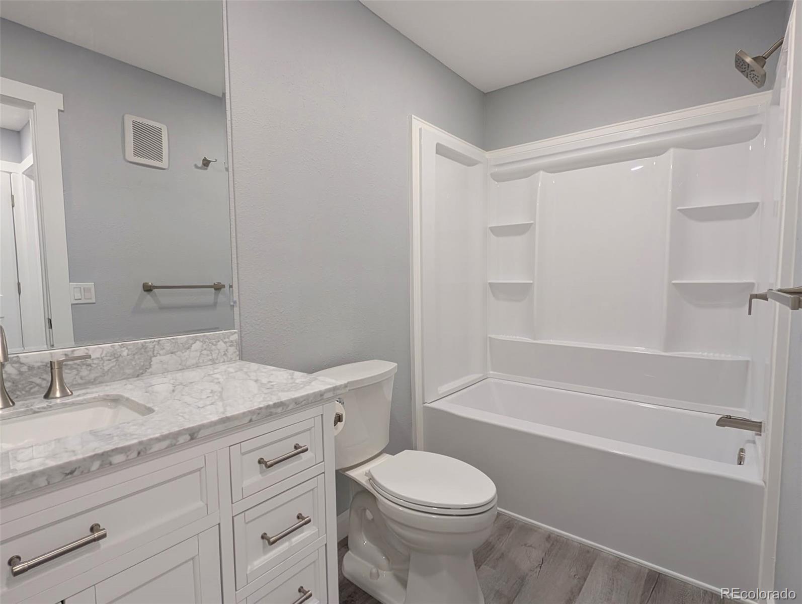 MLS Image #7 for 4460 s pitkin street,aurora, Colorado
