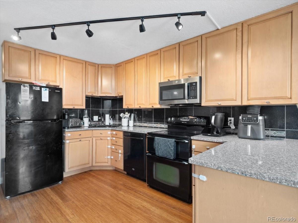 MLS Image #4 for 290  straight creek drive,dillon, Colorado