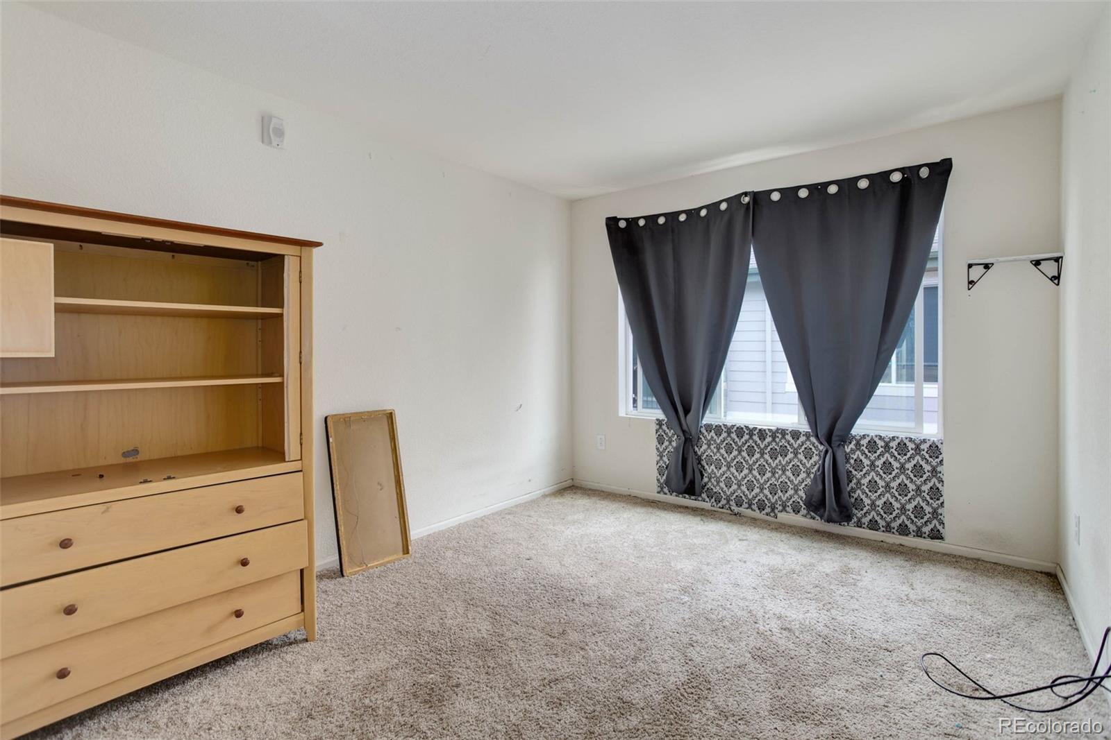 MLS Image #16 for 15165 e 16th place,aurora, Colorado