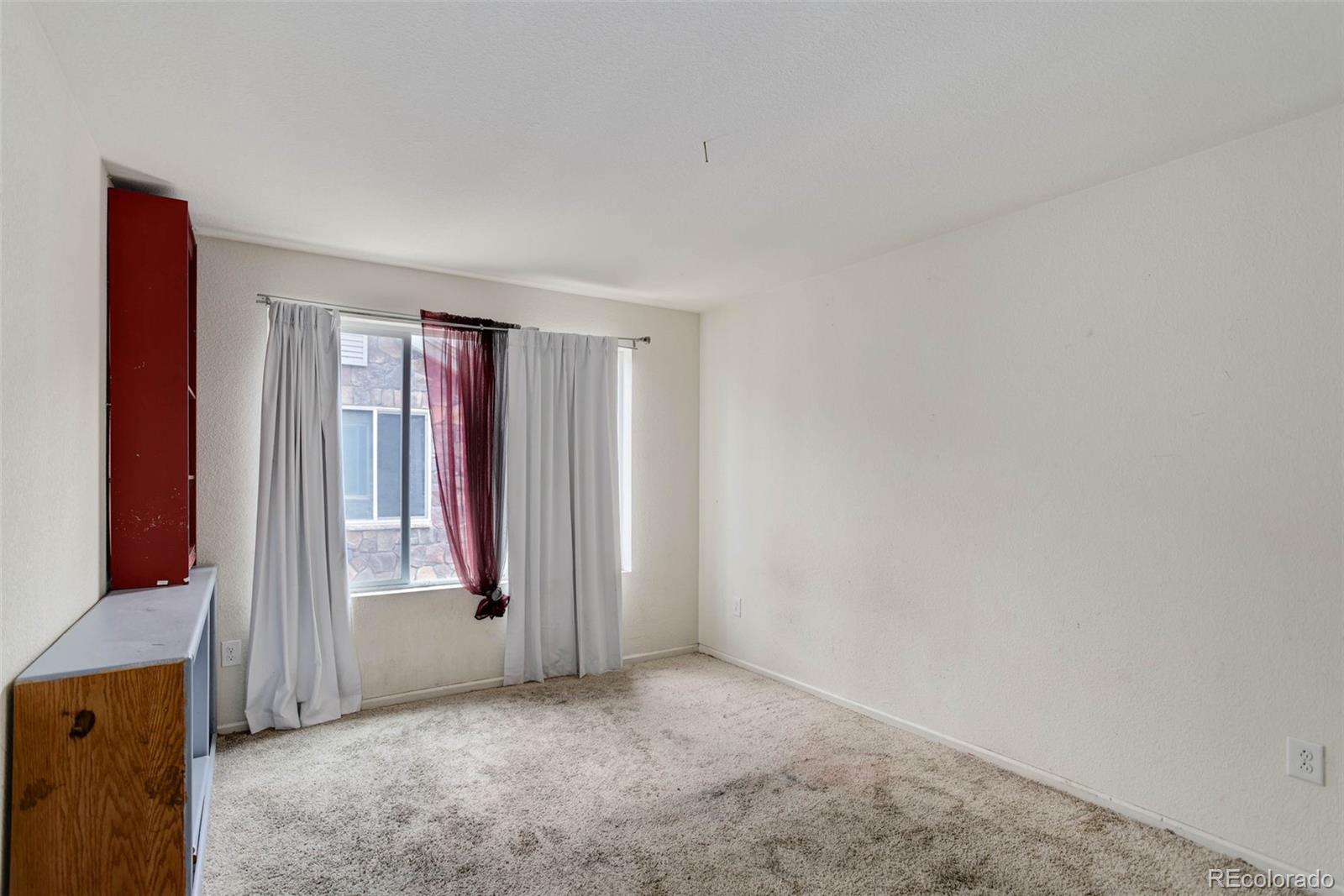 MLS Image #18 for 15165 e 16th place,aurora, Colorado