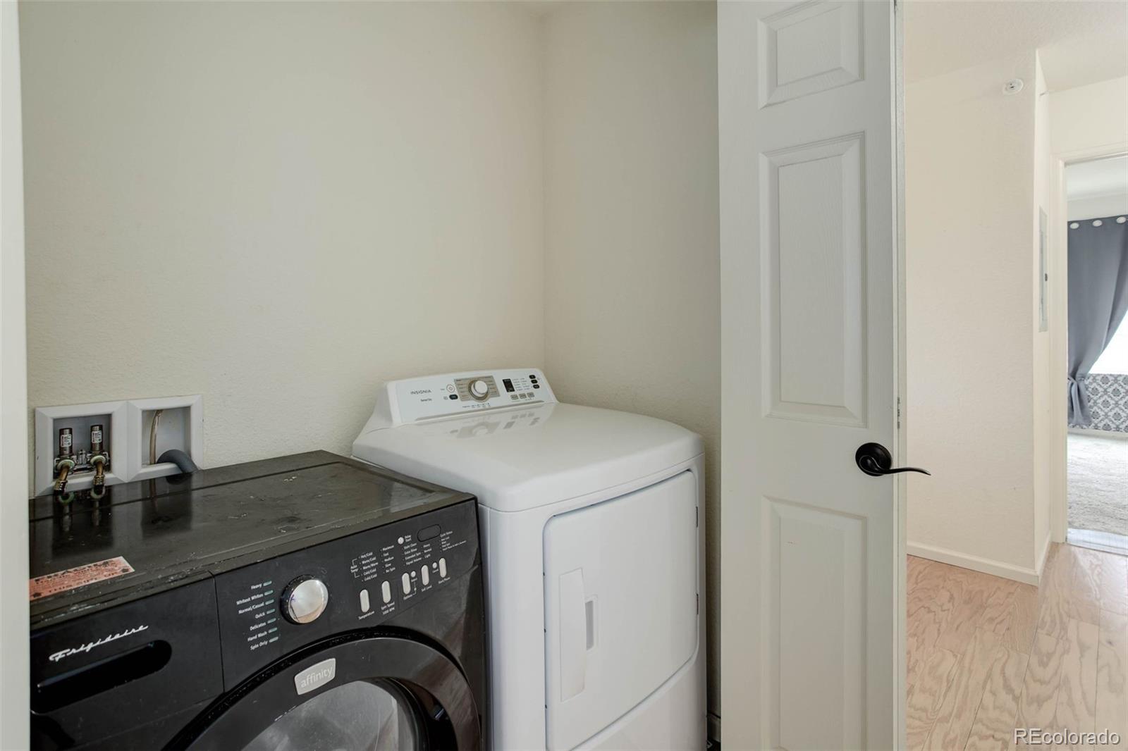 MLS Image #22 for 15165 e 16th place,aurora, Colorado