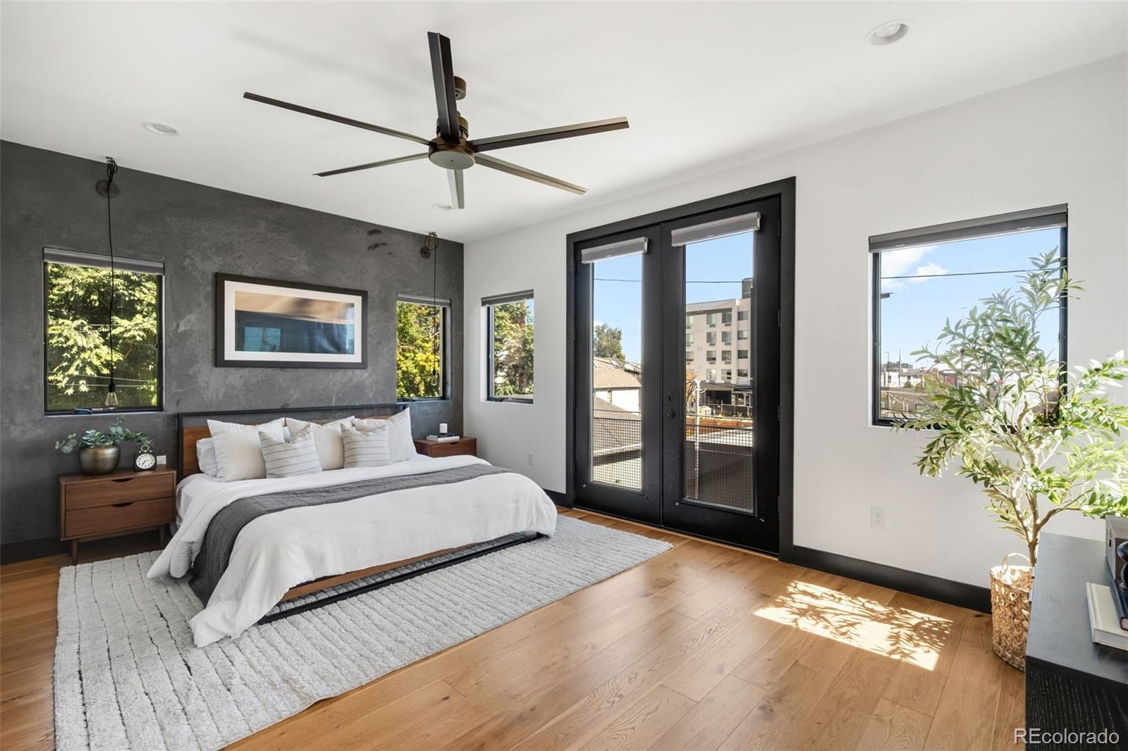 MLS Image #11 for 3320  navajo street,denver, Colorado