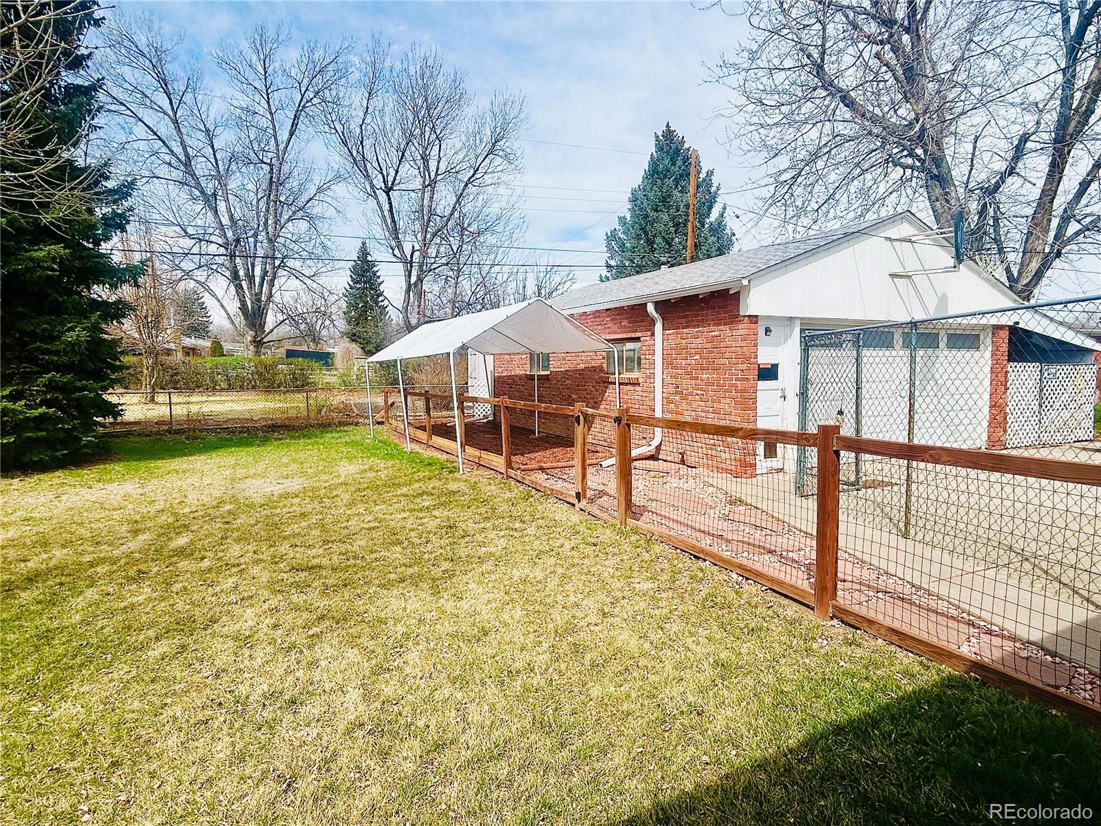 MLS Image #13 for 4759 s hawthorne street,englewood, Colorado