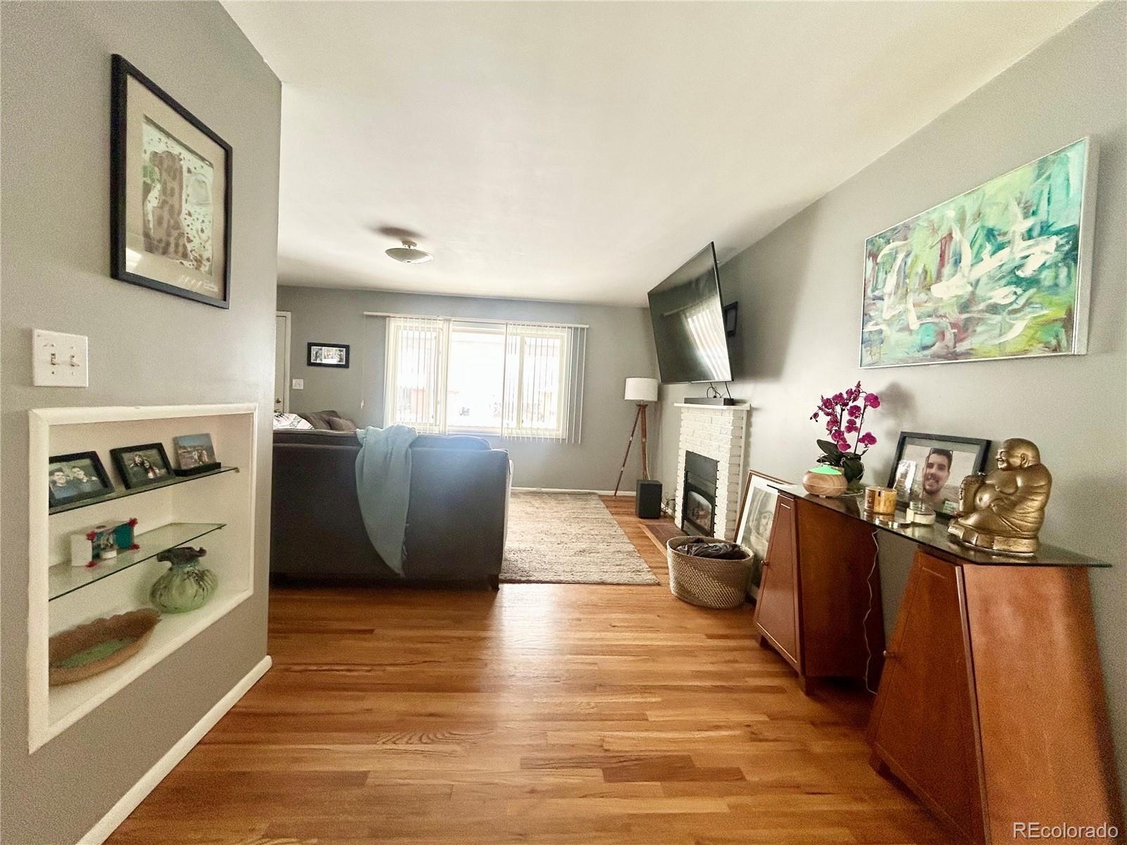 MLS Image #3 for 4759 s hawthorne street,englewood, Colorado