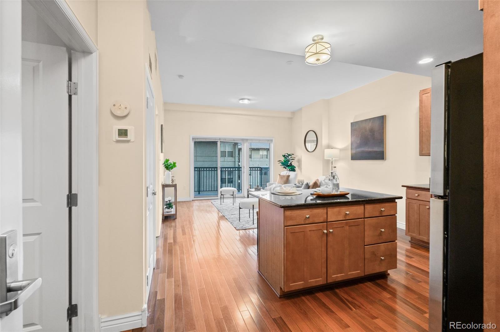 MLS Image #4 for 1950 n logan street,denver, Colorado
