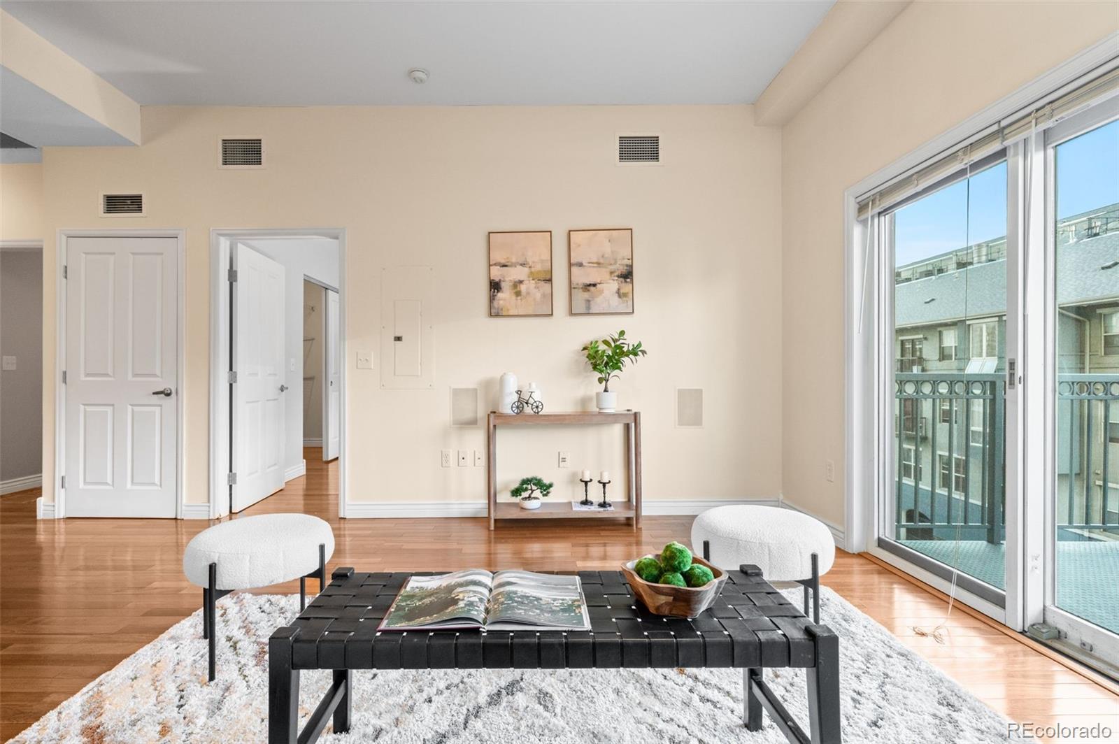 MLS Image #7 for 1950 n logan street,denver, Colorado