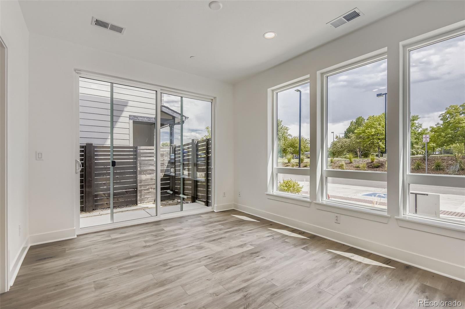 MLS Image #3 for 10886 e hinsdale circle,centennial, Colorado