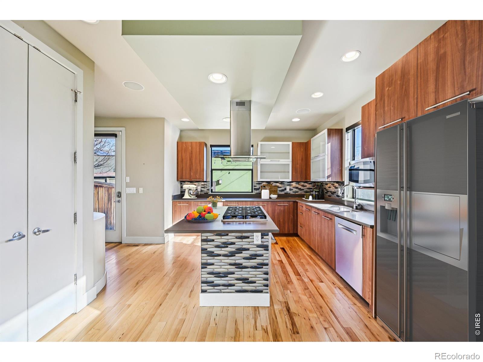 MLS Image #15 for 2912  perry street,denver, Colorado