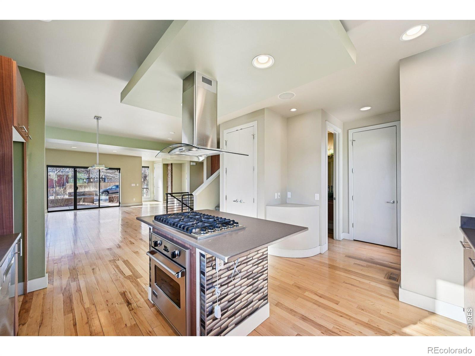 MLS Image #17 for 2912  perry street,denver, Colorado