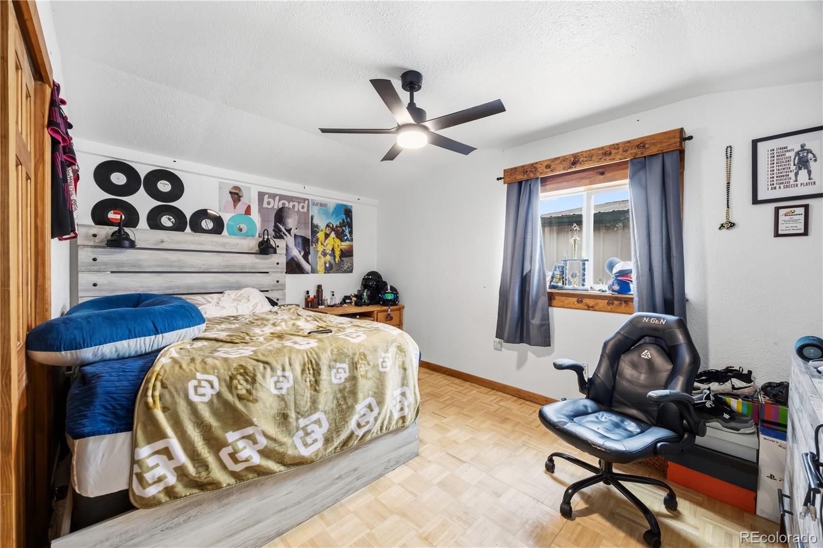 MLS Image #29 for    ,, Colorado