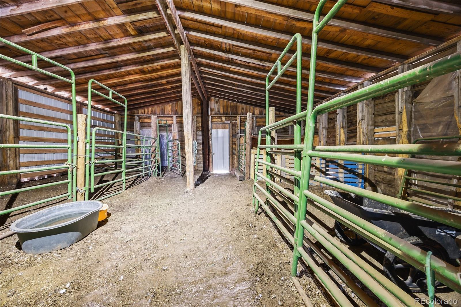 MLS Image #39 for    ,, Colorado