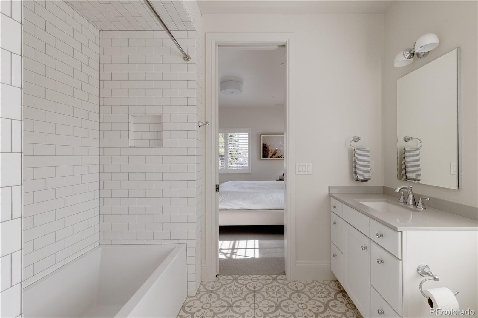 MLS Image #30 for 105  southmoor drive,denver, Colorado