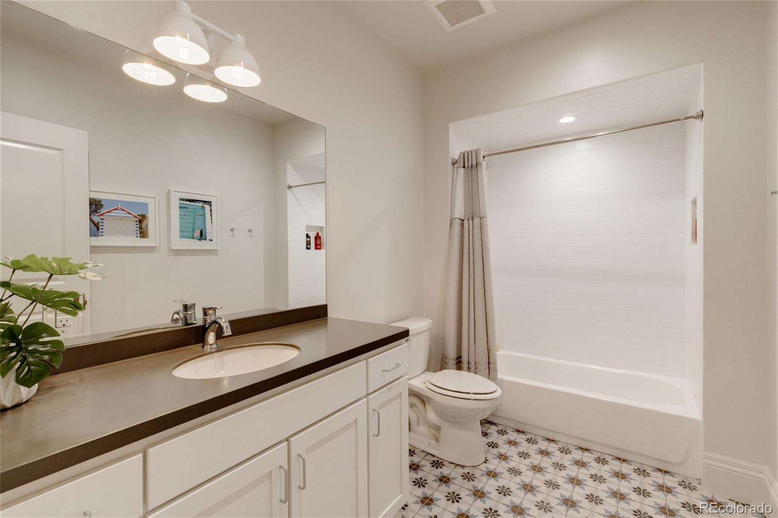 MLS Image #39 for 105  southmoor drive,denver, Colorado