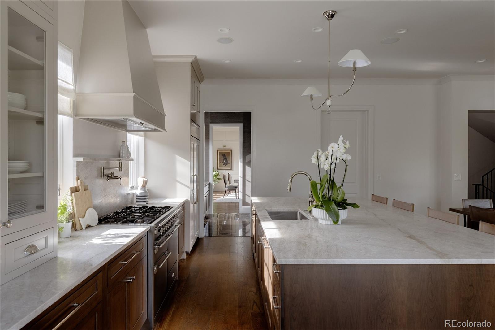 MLS Image #6 for 105  southmoor drive,denver, Colorado