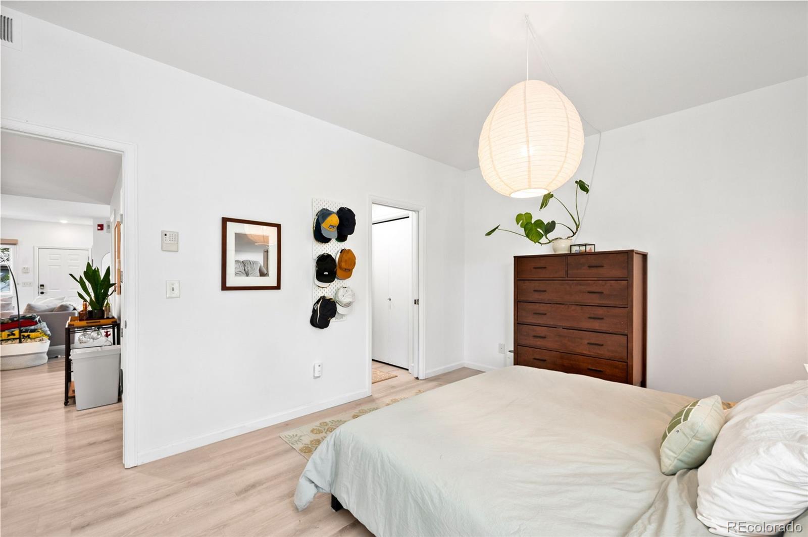 MLS Image #15 for 170 s jackson street,denver, Colorado