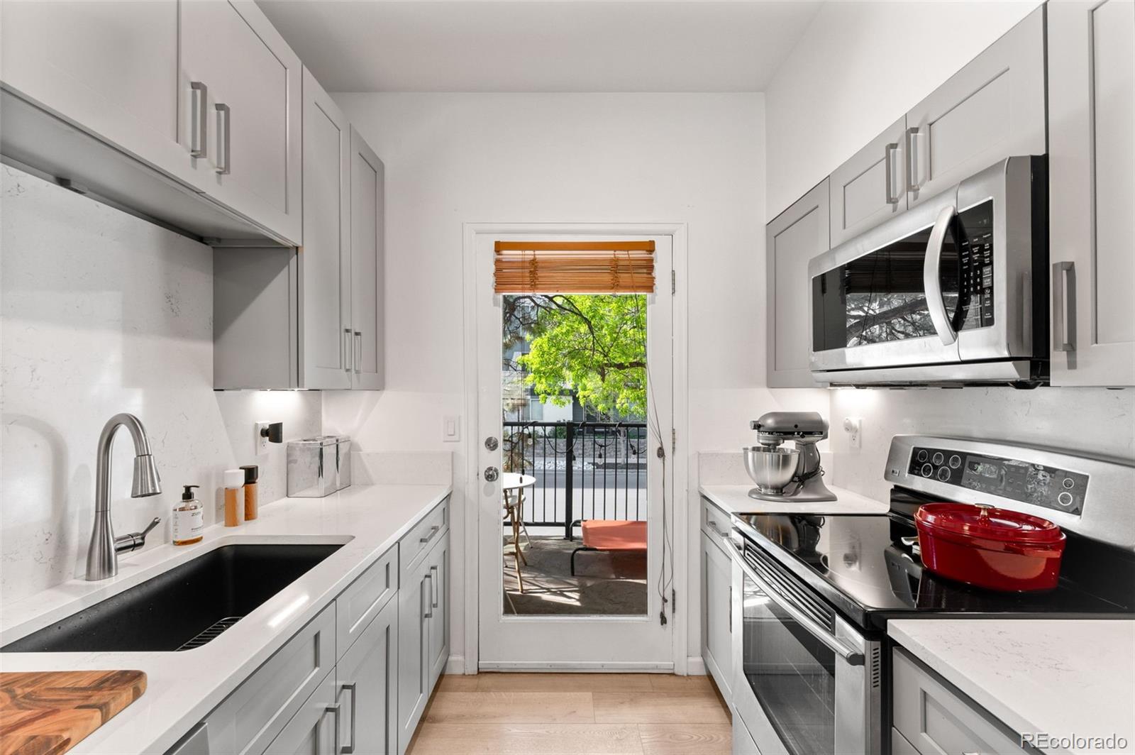MLS Image #9 for 170 s jackson street,denver, Colorado