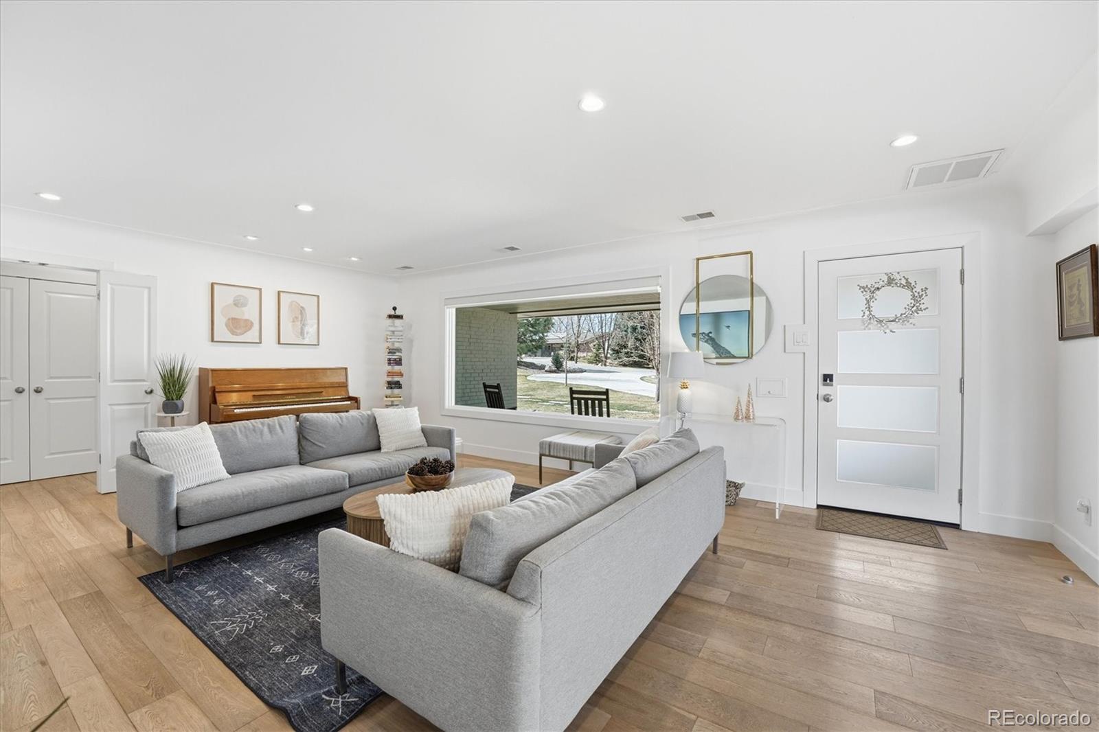 MLS Image #3 for 5420  lakeshore drive,littleton, Colorado